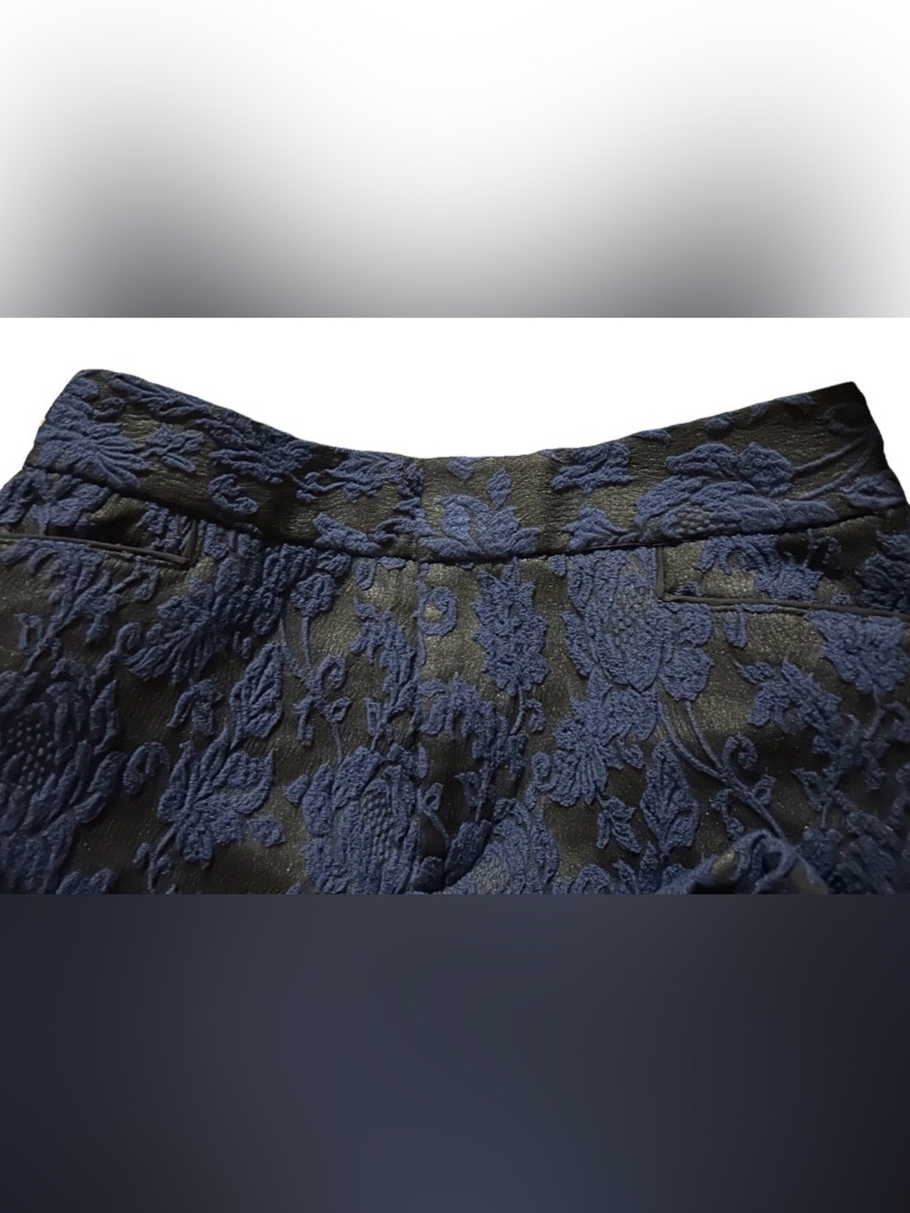 Soft Surroundings Navy Floral Jacquard Brocade Ankle Pants Size 6 - Picture 7 of 9